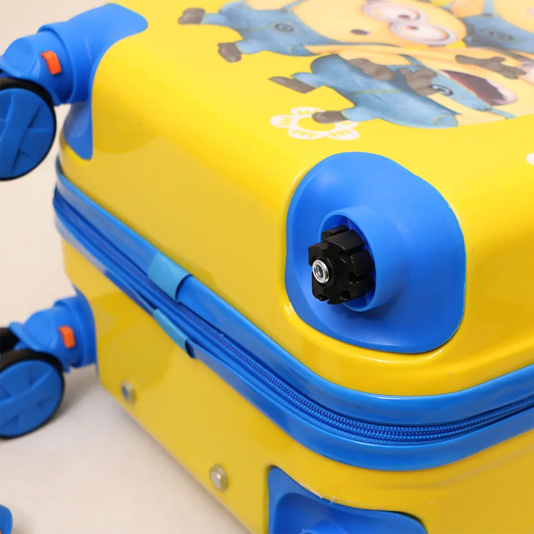 چمدان بچگانه مدل Minions
