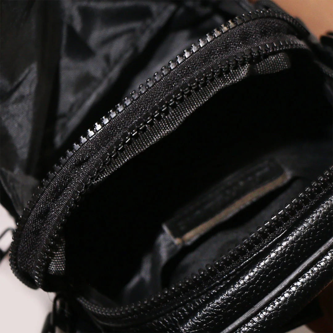 کیف رودوشی چرمی Mont Blanc مدل MB30462 سایز متوسط